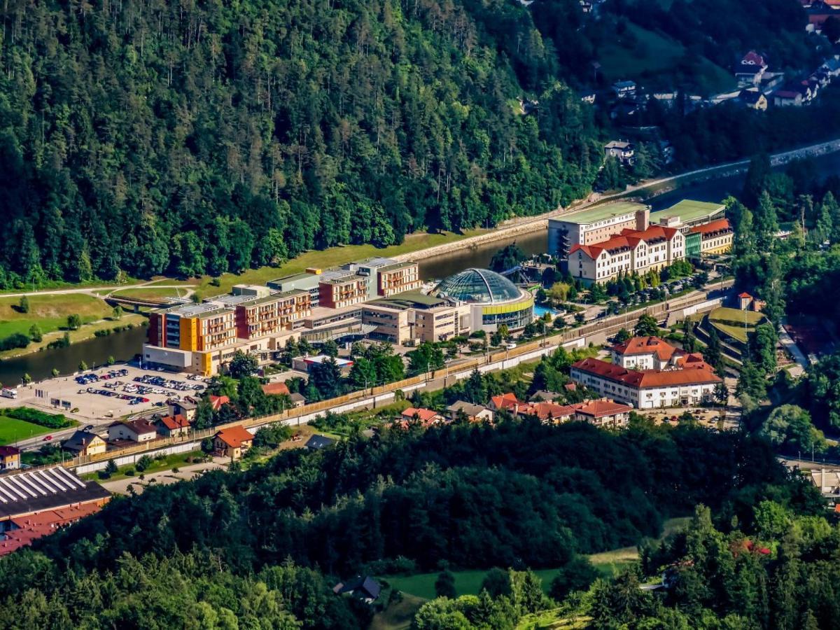 Hotel Zdravilisce - Thermana Laško Exterior foto